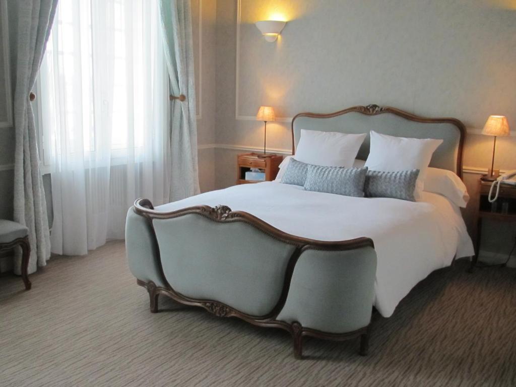 Chateau Beau Jardin Hotel Gaillan-en-Médoc Habitación foto